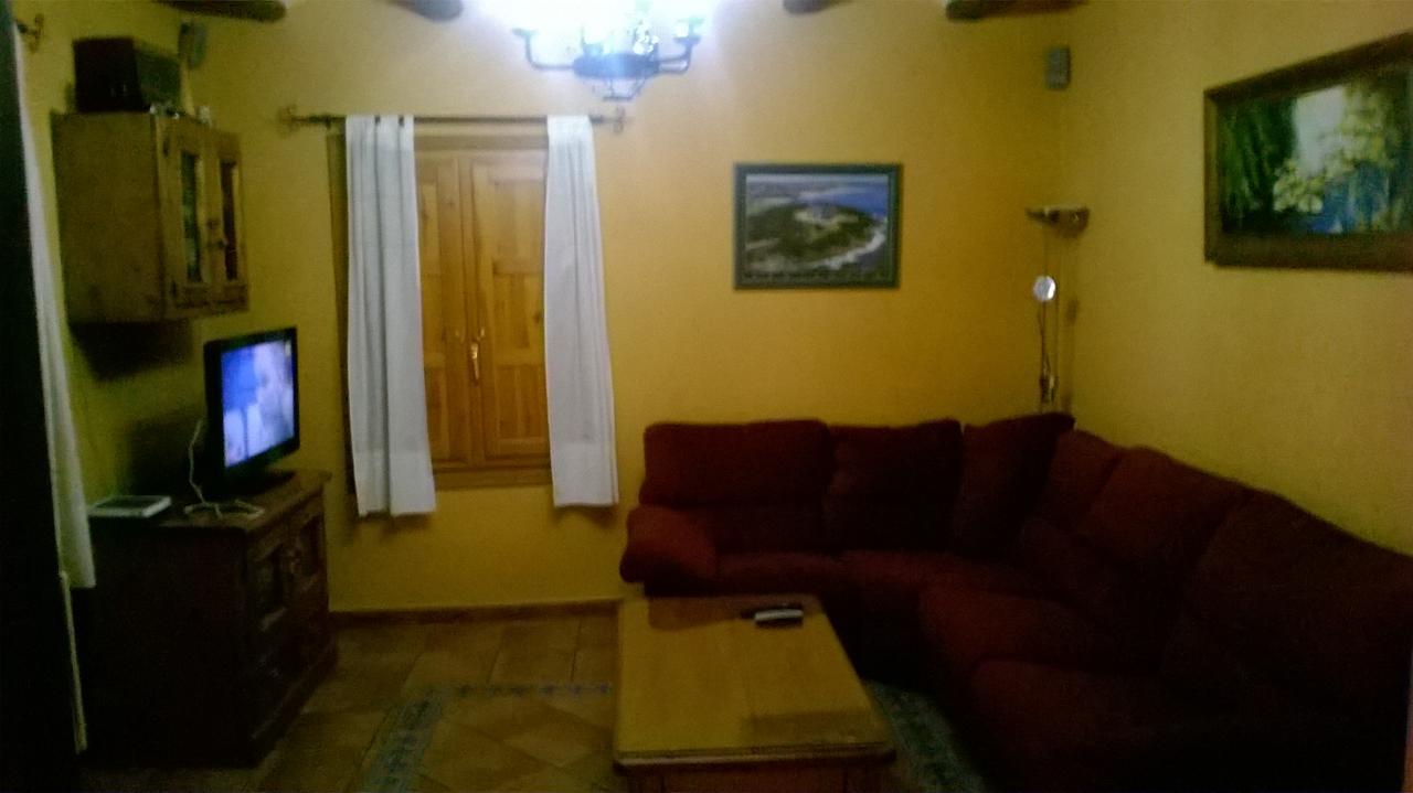 Cerro De La Garita Vendégház Concud Kültér fotó
